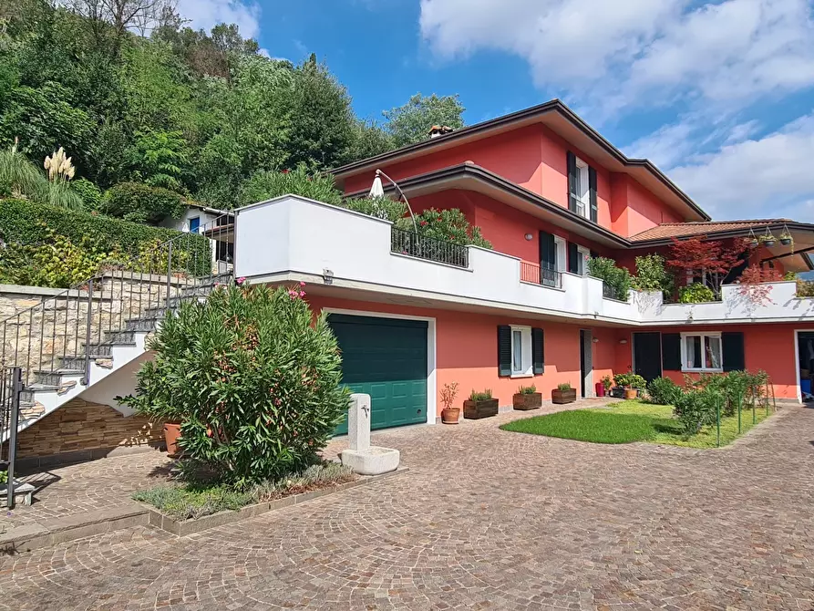 Immagine 1 di Casa bifamiliare in vendita  in Via Brescia 224 a Nave