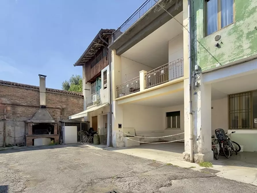 Immagine 2 di Porzione di casa in vendita  in Via IV Novembre 75 a Borgosatollo