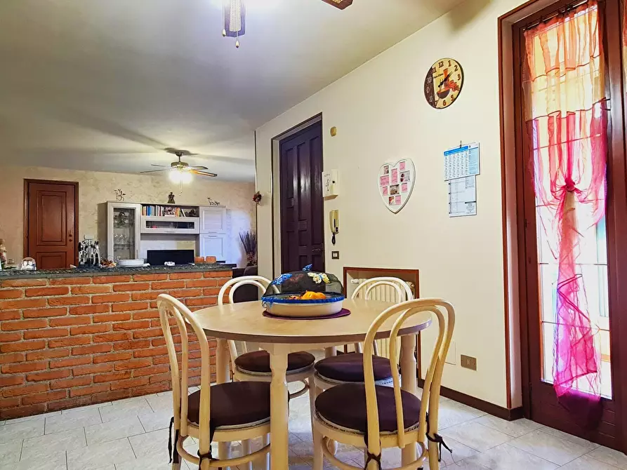 Immagine 17 di Villa in vendita  in Via GUGLIELMO  MARCONI a Borgosatollo