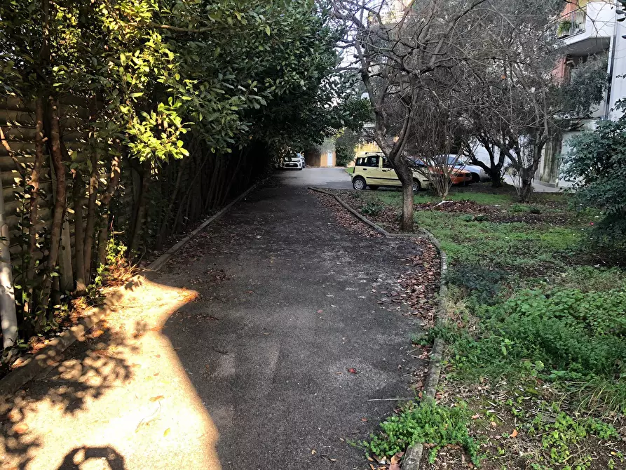 Immagine 6 di Garage in vendita  in Via San Sebastiano 2 a Fiano Romano