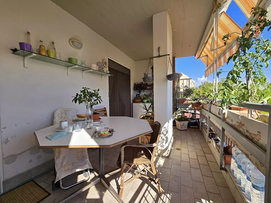 Immagine 31 di Trilocale in vendita  in VIA ROSARIO LIVATINO 3 a Nettuno