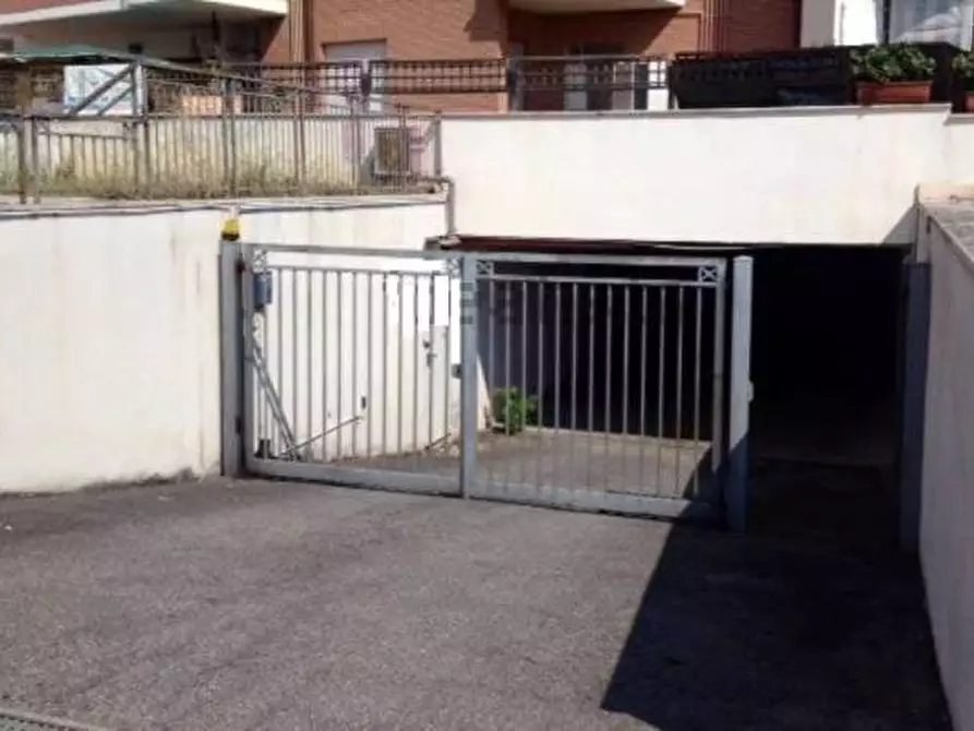 Immagine 1 di Garage in vendita  in Via Venezia 31 a Fiano Romano