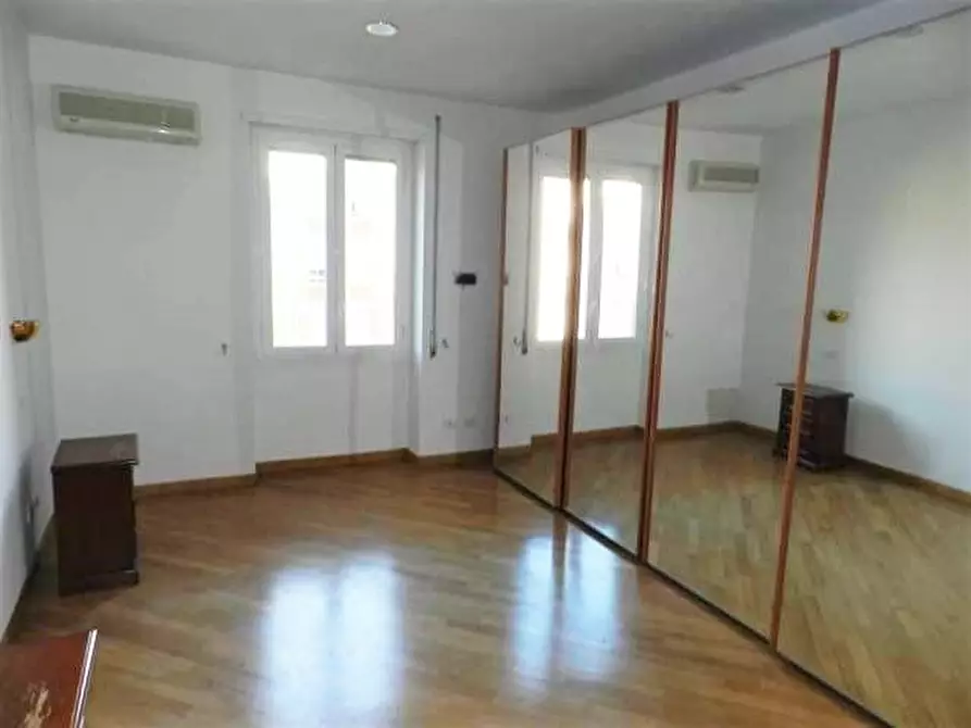 Immagine 5 di Trilocale in affitto  in via Tripolitania a Roma