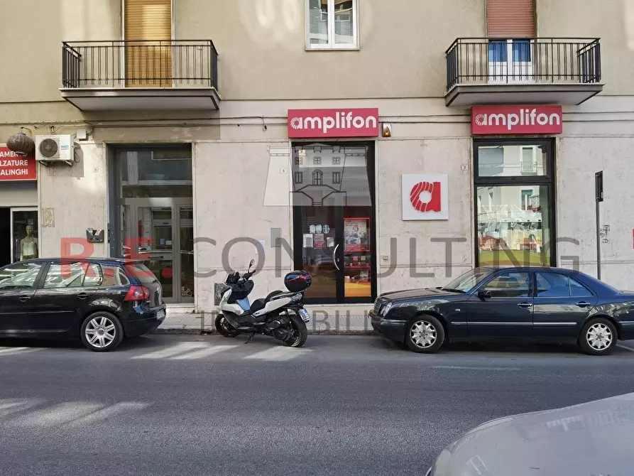 Immagine 1 di Attività commerciale in vendita  in Via Taranto 4 a Martina Franca