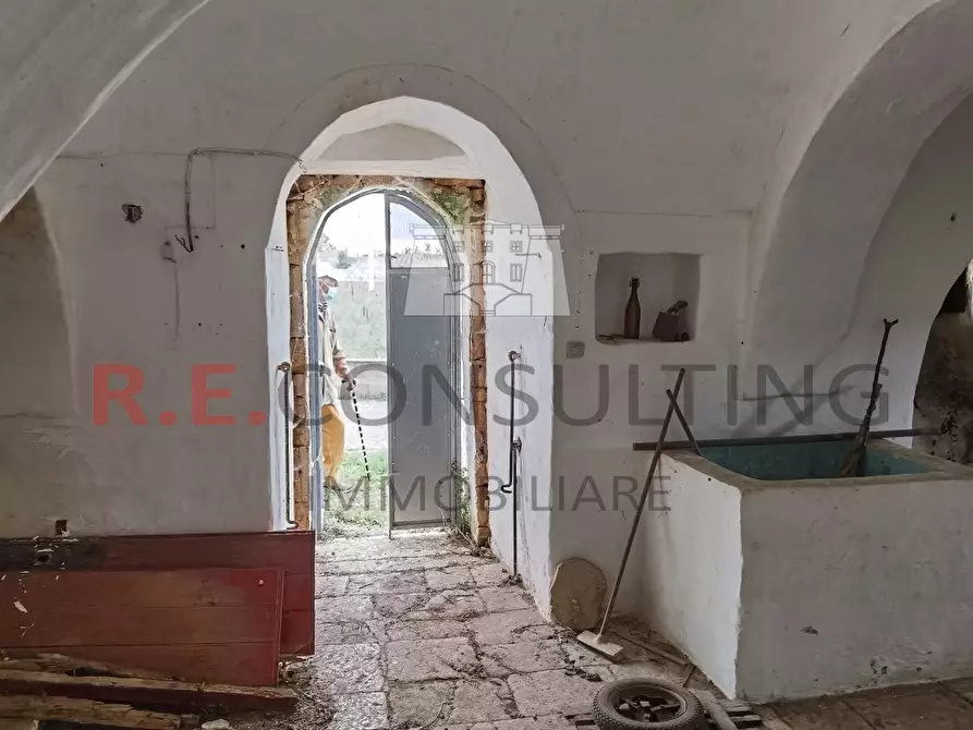 Immagine 3 di Baita in vendita  in Via Alberobello 137 a Martina Franca