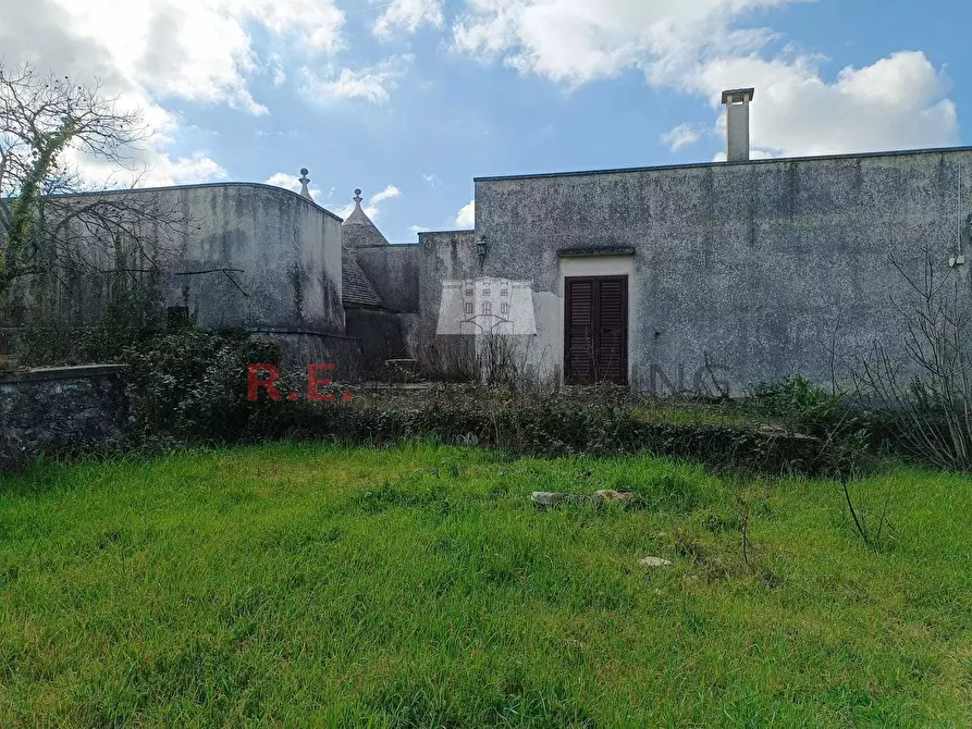 Immagine 38 di Villa in vendita  in SS172 24 a Martina Franca