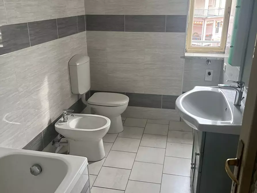 Immagine 9 di Trilocale in affitto  in Corso XXV Aprile 5 a Rivoli