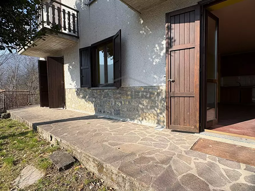 Immagine 26 di Rustico / casale in vendita  in Via Santa Geltrude Comensoli a Rota D'imagna