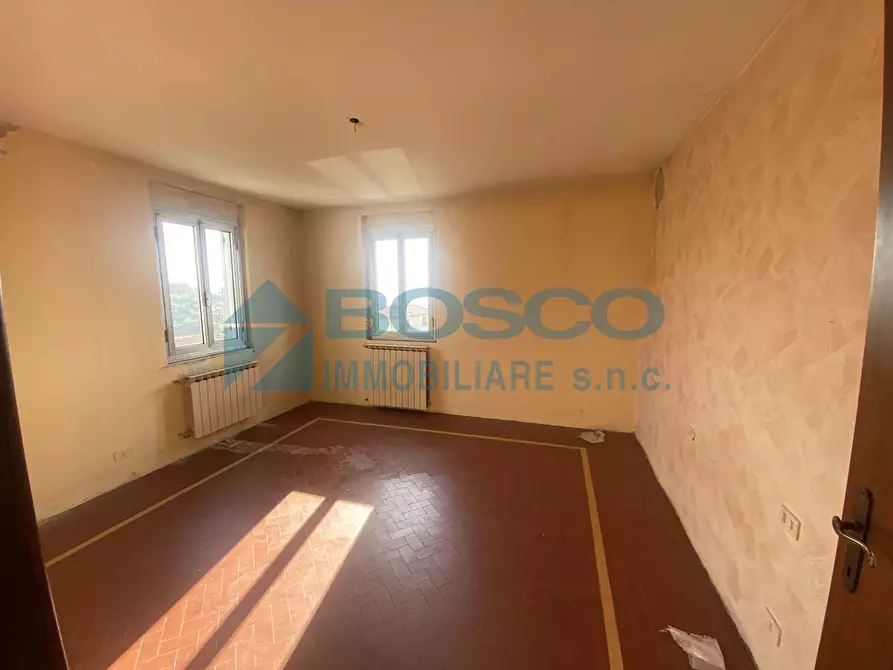 Immagine 20 di Villa in vendita  in Via Mascagni a Bolano