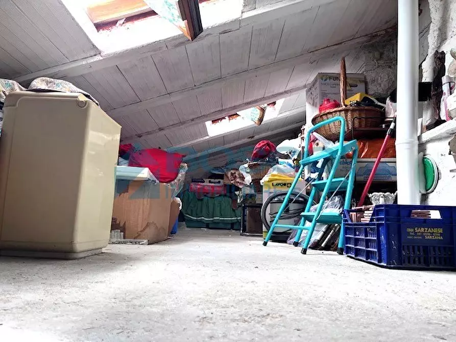 Immagine 9 di Pentalocale in vendita  in via Pezzi Grandi a La Spezia