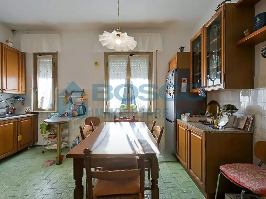 Immagine 4 di Porzione di casa in vendita  in Borgo Mitiliano 97 a Vezzano Ligure