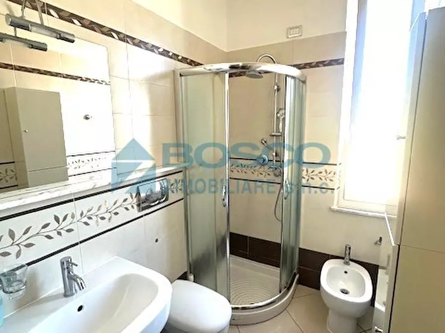 Immagine 11 di Pentalocale in vendita  in Via S. Erasmo a La Spezia