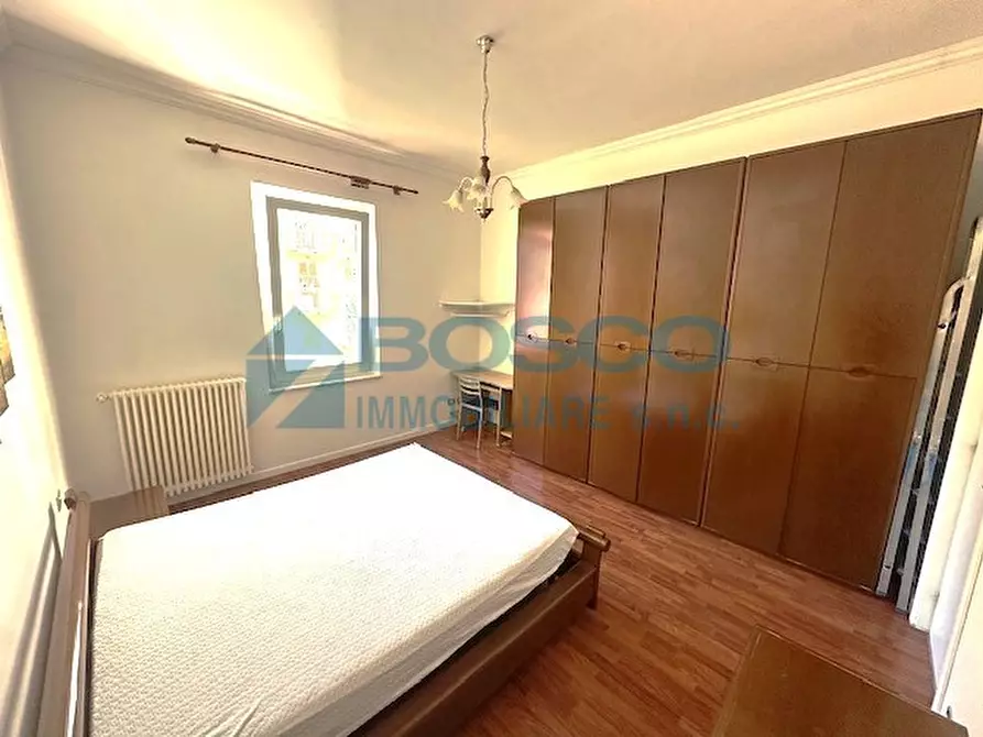 Immagine 10 di Pentalocale in vendita  in Via S. Erasmo a La Spezia