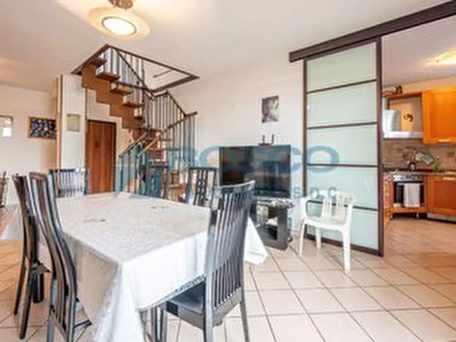 Immagine 3 di Pentalocale in vendita  in Via San Venerio a La Spezia