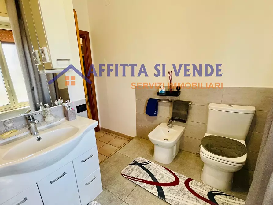 Immagine 17 di Pentalocale in vendita  in Via Peppino Impastato 15 a Siracusa