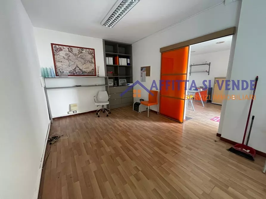 Immagine 12 di Ufficio in vendita  in Via Unione Sovietica 6 a Siracusa