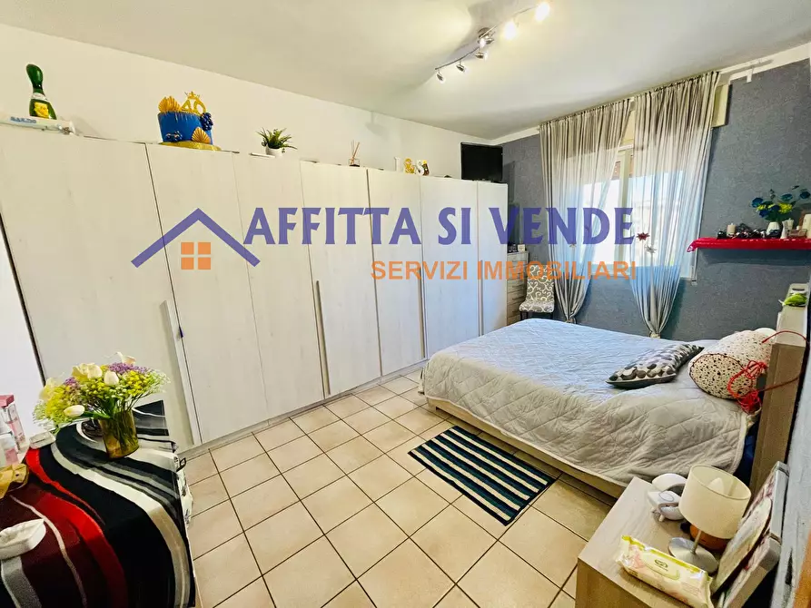 Immagine 12 di Pentalocale in vendita  in Via Peppino Impastato 15 a Siracusa