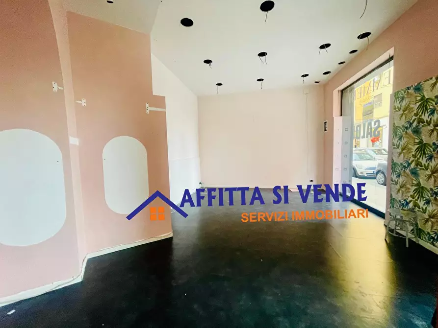 Immagine 7 di Locale commerciale in affitto  in Via Oglio 1 a Siracusa