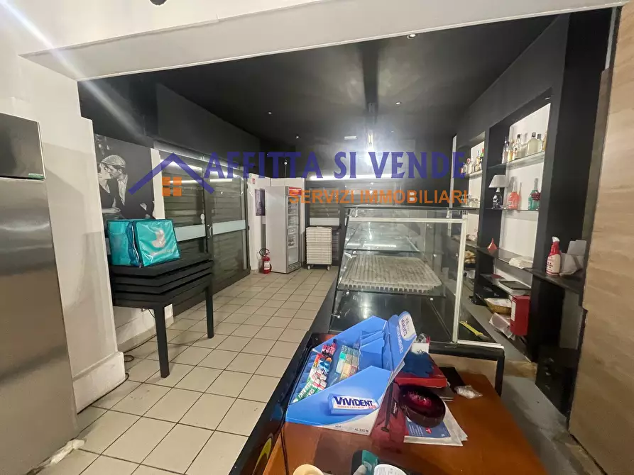 Immagine 11 di Locale commerciale in affitto  in Via Europa 46 a Siracusa