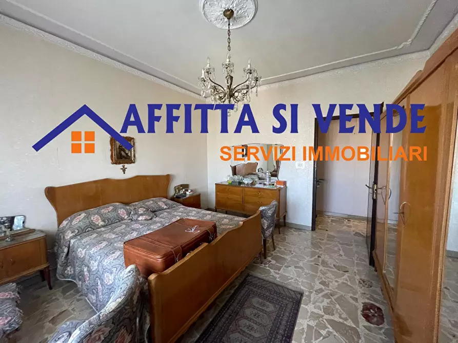 Immagine 21 di Pentalocale in vendita  in Viale dei Comuni 75 a Siracusa