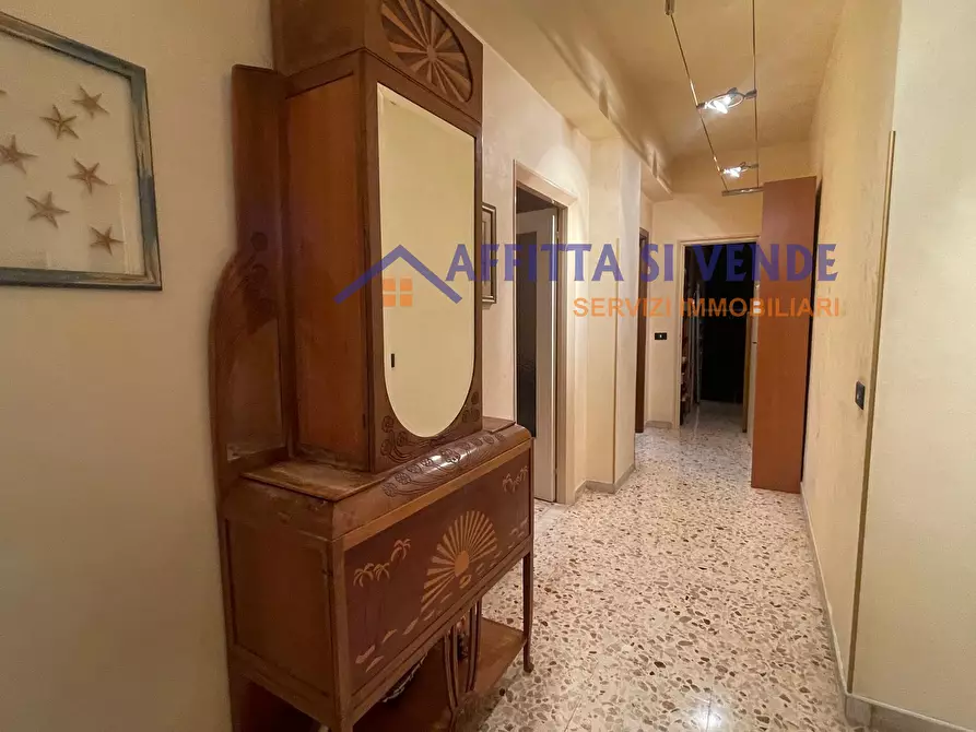 Immagine 7 di Pentalocale in vendita  in Via Tisia 124 a Siracusa