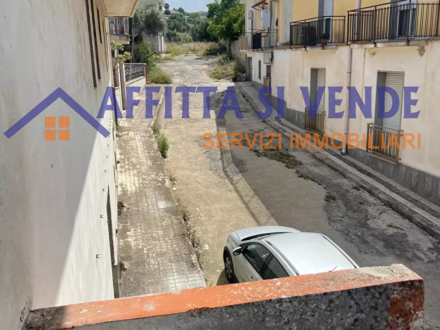 Immagine 11 di Appartamento in vendita  in Via Piave 6 a Solarino