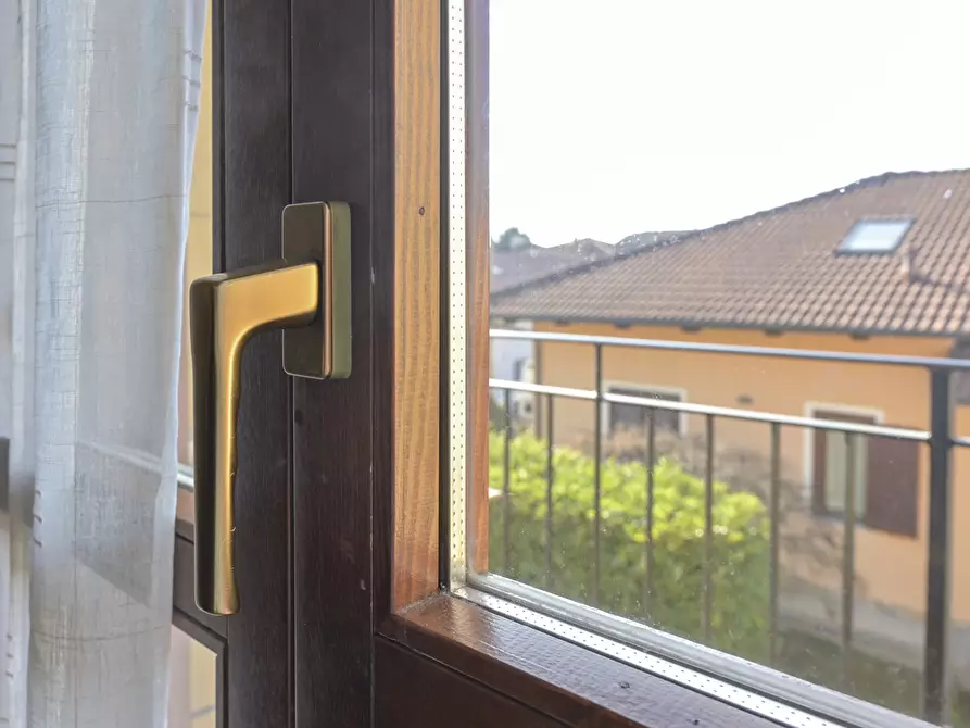 Immagine 48 di Quadrilocale in vendita  in Via Guido Gozzano 48 a Strambino