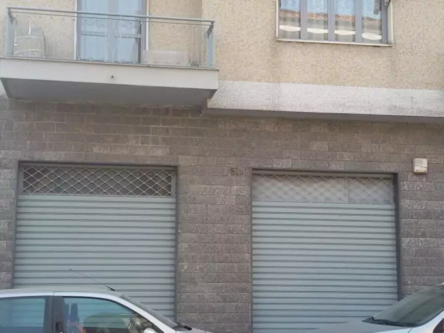 Immagine 6 di Locale commerciale in vendita  in Via Fratelli Garrone 51 a Torino