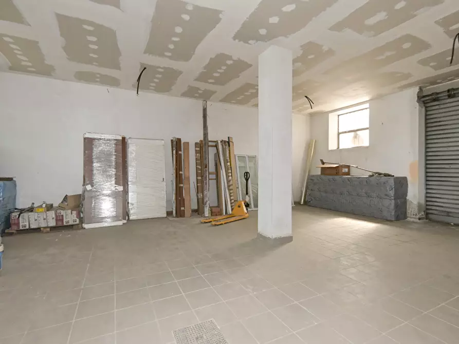 Immagine 15 di Attività artigianale in vendita  in via Giuseppe Cavallo 18 a Venaria Reale