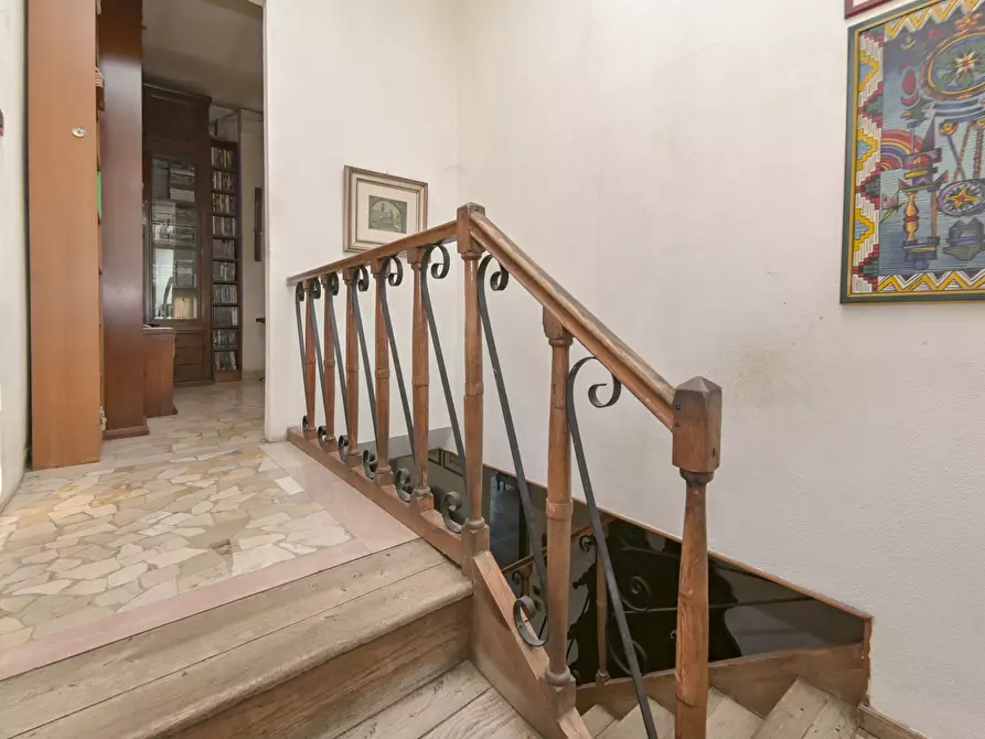 Immagine 38 di Attico in vendita  in Via Ventimiglia 76 a Torino