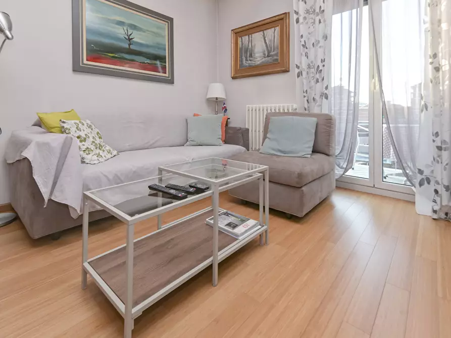 Immagine 21 di Quadrilocale in vendita  in via trecate 15 a Torino