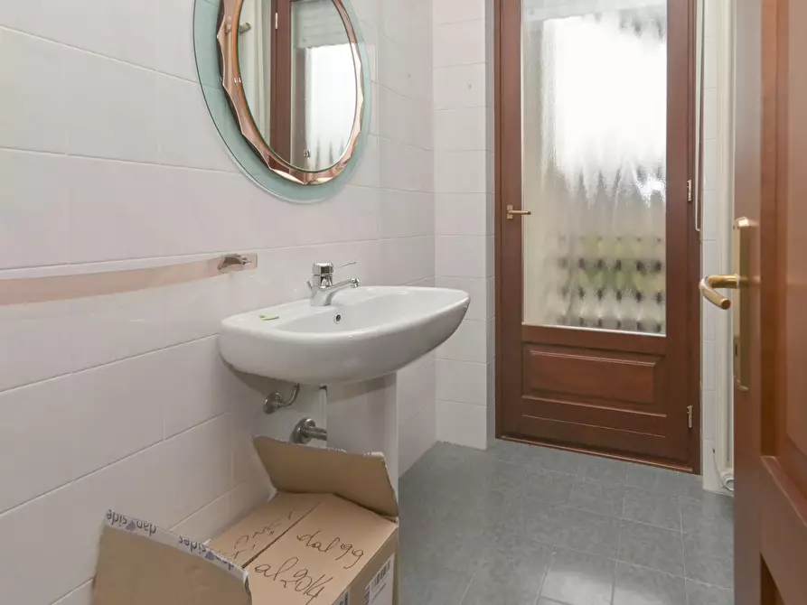 Immagine 43 di Porzione di casa in vendita  in via torino 132 a Lanzo Torinese