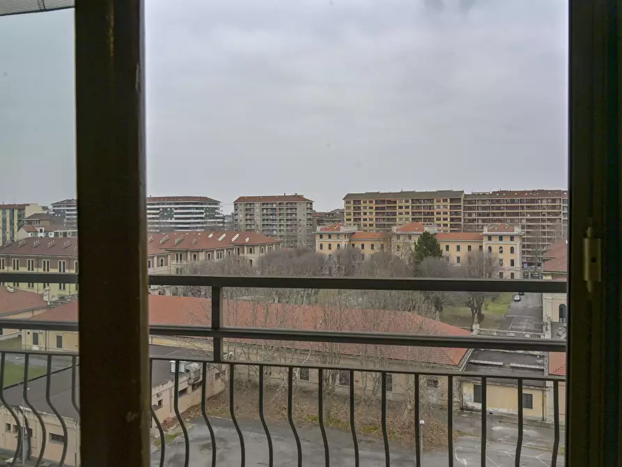 Immagine 49 di Bilocale in vendita  in Via Monginevro 220 a Torino