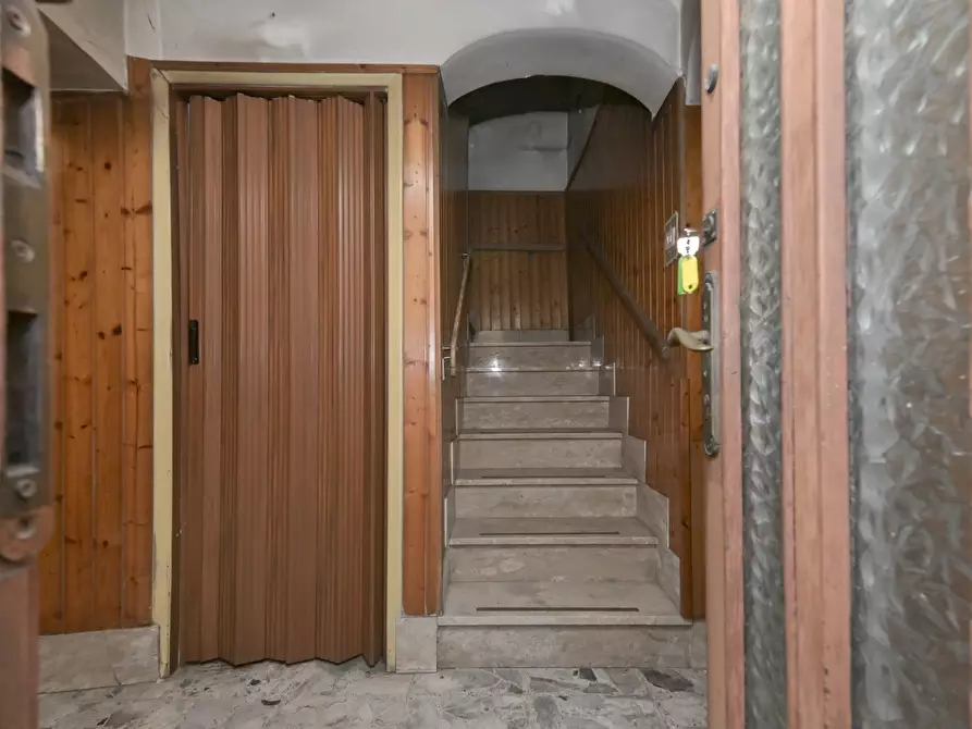 Immagine 9 di Porzione di casa in vendita  in via salvatore mura 18 a Front
