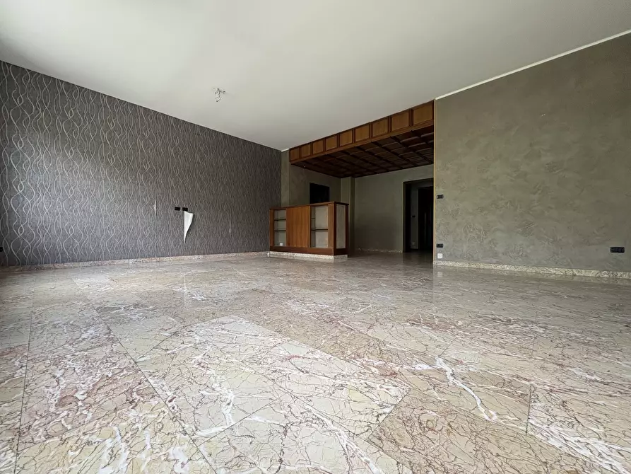 Immagine 5 di Quadrilocale in vendita  in Corso Monte Cucco 73 a Torino