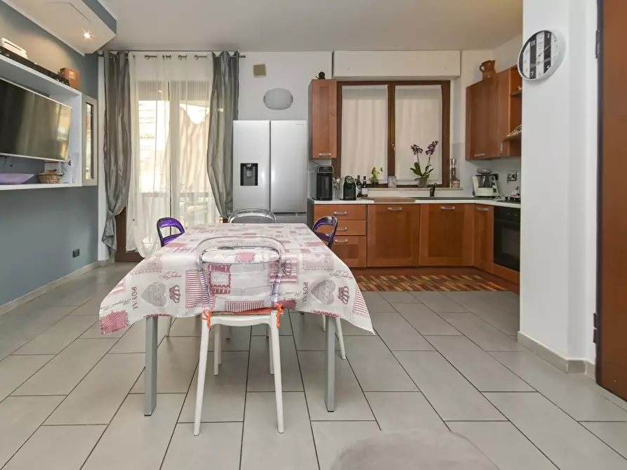 Immagine 7 di Trilocale in vendita  in Via Quarto dei Mille 5 a Torino