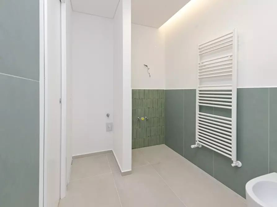 Immagine 46 di Quadrilocale in vendita  in Via Eusebio Bava 20 bis a Torino