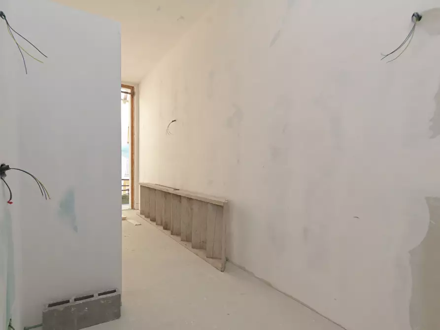 Immagine 11 di Loft/Open space in vendita  in Via Ugo Foscolo 6 a Torino