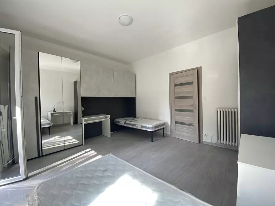 Immagine 3 di Stanza singola in affitto  in via Caprera 37 a Torino