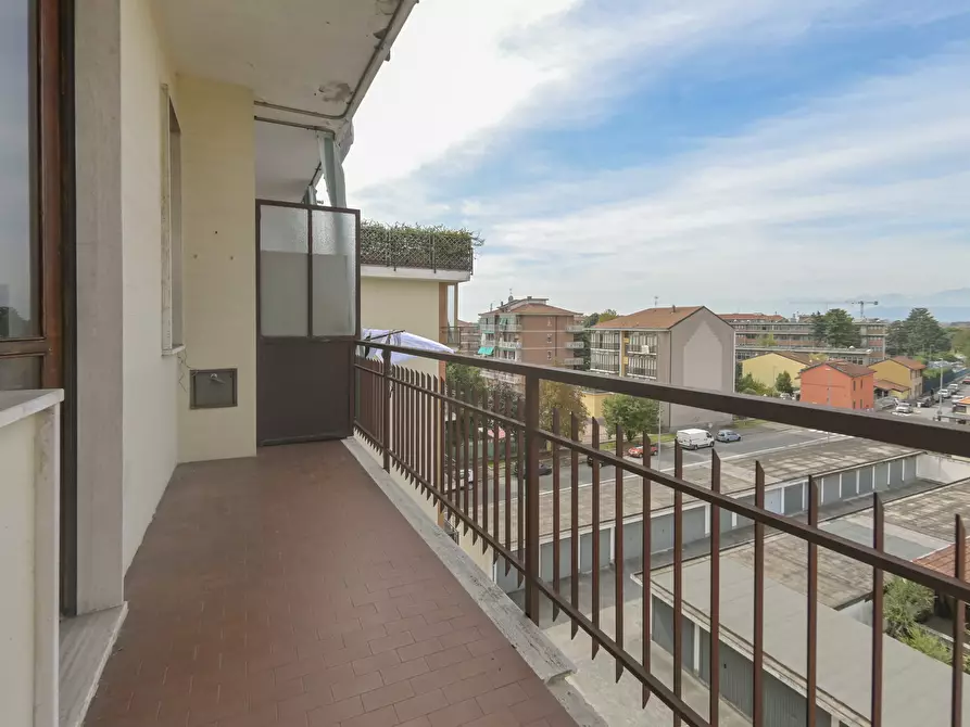 Immagine 19 di Appartamento in vendita  in via Giacosa 12 a Moncalieri