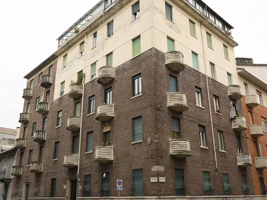 Immagine 19 di Bilocale in affitto  in via padova 12 a Torino