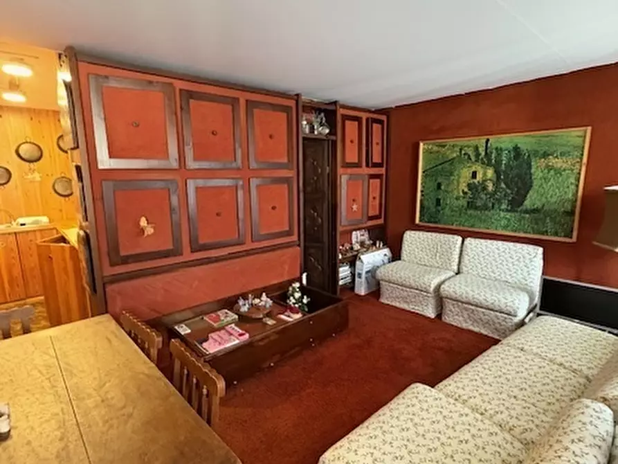 Immagine 11 di Trilocale in vendita  in Via del Colle 5252 a Sestriere