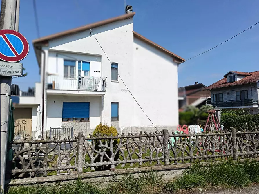 Immagine 1 di Quadrilocale in vendita  in Via Fornaci 66 a Settimo Torinese