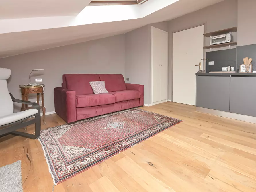 Immagine 15 di Mansarda in affitto  in strada ponte verde 5/10 a Torino