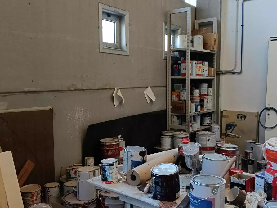 Immagine 13 di Attività artigianale in vendita  a Vicopisano