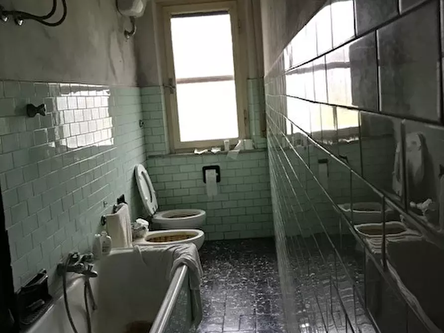 Immagine 6 di Rustico / casale in vendita  a San Giuliano Terme