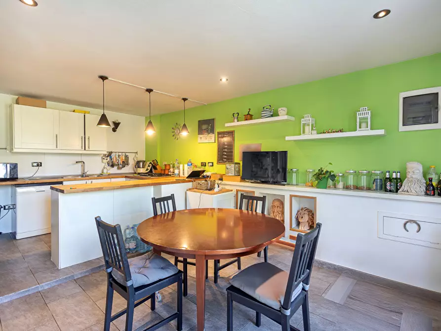 Immagine 6 di Casa indipendente in vendita  a Pisa