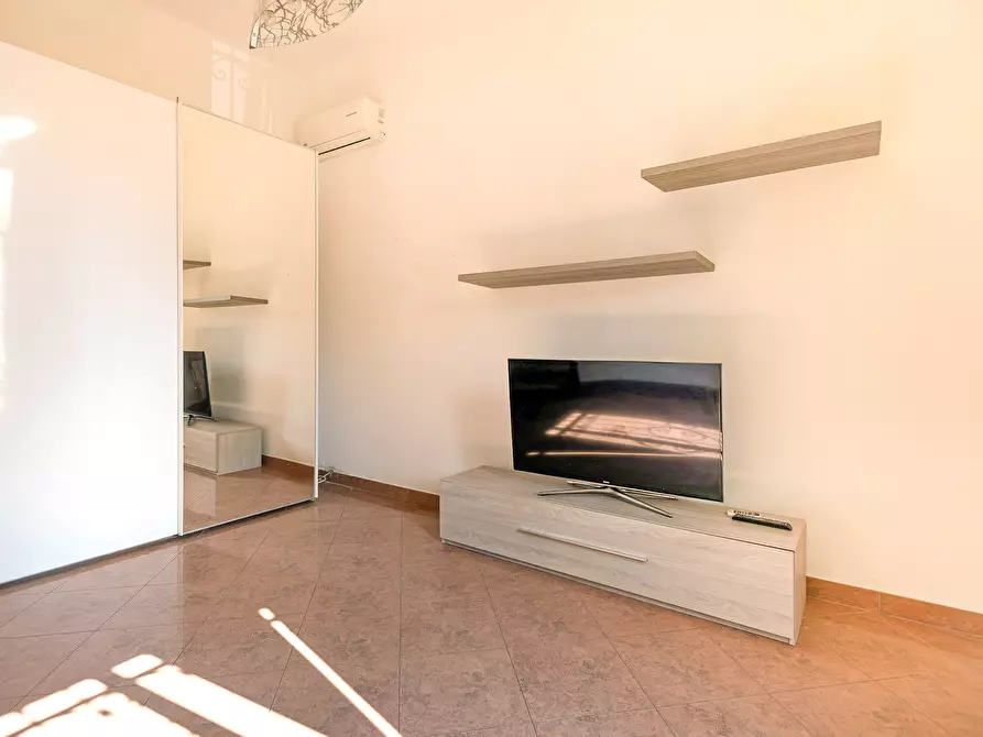 Immagine 10 di Villa in vendita  a Pisa