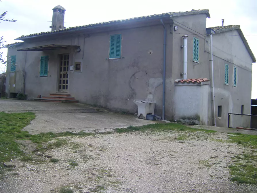 Immagine 1 di Rustico / casale in vendita  a Massa Martana