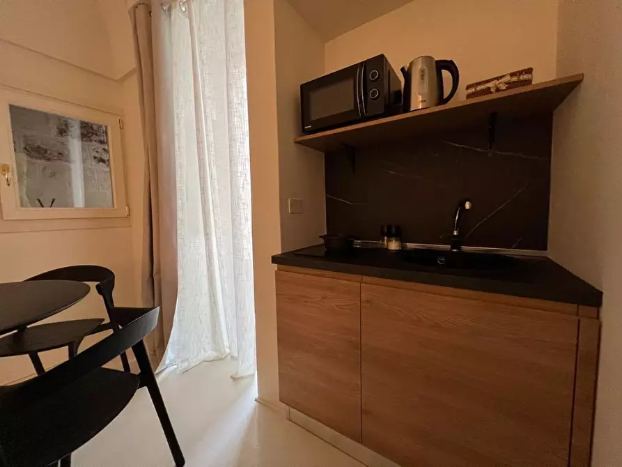 Immagine 4 di Casa indipendente in vendita  in Via Luigi Indelli a Monopoli